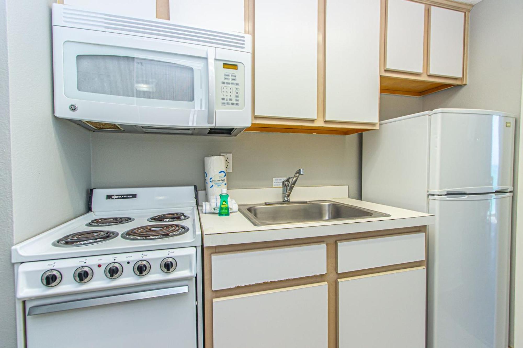 Beautifully Decorated Direct Oceanfront 1 Bedroom 1 Ba Condo Atlantica 1003 Миртл-Бич Номер фото
